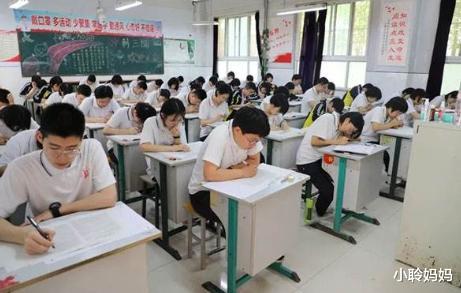 『考试』为什么高考总先考语文？资深班主任说出其中“猫腻”，网友：难怪