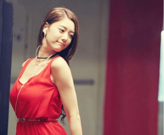 「古天乐」她有着“亚洲第一美女”称号，曾公开表白古天乐，今34岁依旧动人