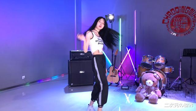 无人问津|第一女装大佬艾比参加青春有你3?网友:这是要定义男团新标准吗