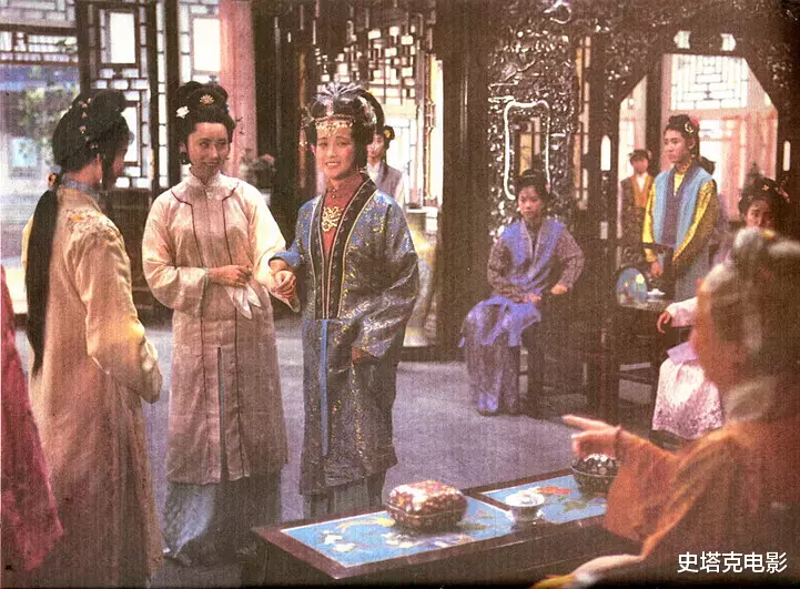 陶慧敏|最美“小白菜”陶慧敏,拍电影差点毁容,如今54岁颜值依旧吊打