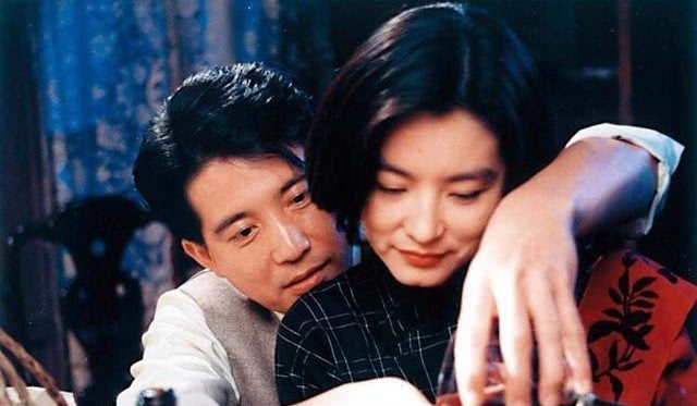 林青霞@1979年林青霞致电秦汉:我要订婚了,秦汉却说:你就是个悲剧随便吧