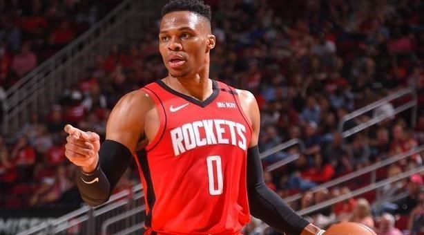 火箭队|疯狂一夜!火箭欲追逐37+16内线轮换巨星,哈登夺冠机会来了