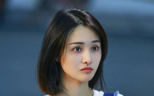 蒲巴甲|蒲巴甲点赞郑爽丑闻，十年前因走红毯产生过节，如今“大仇已报”