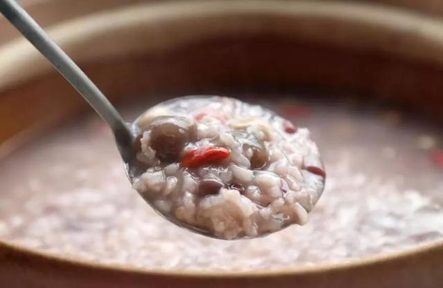 花生|花生“碰上”它，堪称地黄丸，坚持吃一周，让肾脏更强壮！