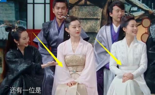 「李沁」难怪大家都说合影要远离李沁，本以为开玩笑