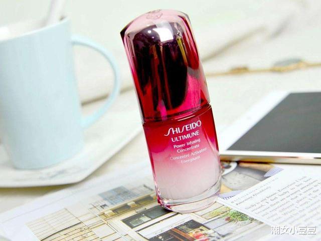 玉兰油|这四款精华几乎零差评，用过一次就停不下来了，Olay热度最高