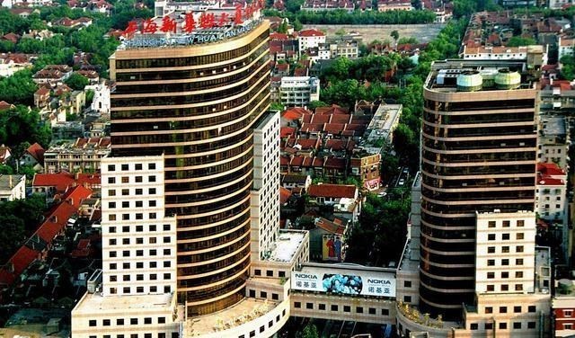 傅军|又一千亿集团“告急”，总负债超900亿，董事长还被带走调查