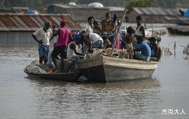 印度|莫迪深夜接到噩耗，印度航母保不住了，俄国：得罪大国之后，零件断供了