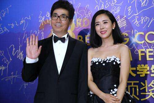 颜丹晨|“嫦娥”爱上“邢捕头”后，这对相差13岁的“夫妇”，简直让人有些太上头！