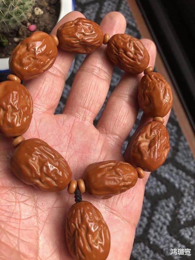 文玩|文玩盘玩真的一点油都不能上么?错!这几样文玩不上油还真不好盘