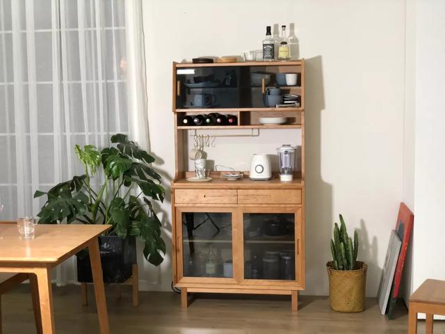 家里没有定制餐边柜，那就去买个好看的，种草这15款供你参考