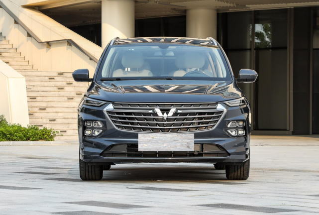 五菱|3天订单破6000，GL8的档次，8.98万，这款MPV未上市就成爆款