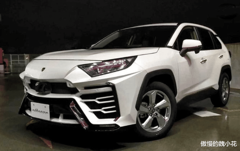 『本田皓影』丰田“荣放”彻底放开了，首款Urus版登场，网友：你比众泰还直接