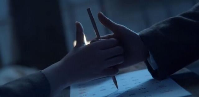 『心理暗示』科学破解“笔仙”之谜