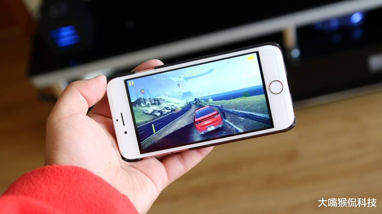 网吧|又一行业深陷“倒闭潮”，“禁止吸烟”和智能手机是关键原因？