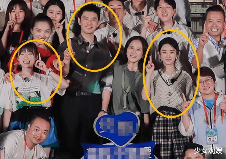 中餐厅第四季|《中餐厅4》杀青啦!嘉宾全家福大曝光,我却关注丽颖超越站位