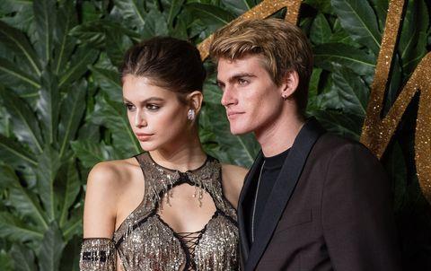 好莱坞：天天放闪的爱情不真实！贝克汉夫妇15对让人羡慕的好莱坞模范夫妻