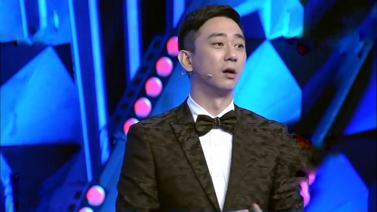 【影帝】从力捧郭到怒怼郭德纲，他只用了1年时间，如今靠《安家》翻红
