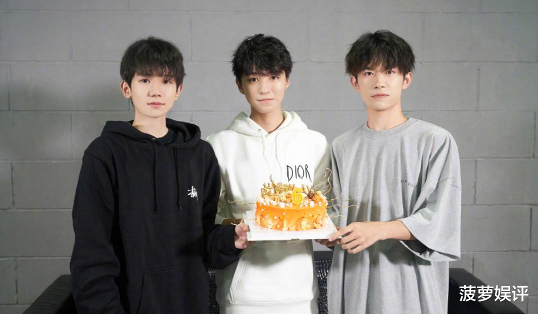 王源|王源单曲发布，我却注意到其他两人应援留言， 三小只感情是真的