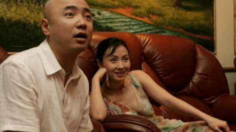 徐峥|有种“淳朴”叫徐峥两口子，当镜头往下移，网友：果真是满满的亮点！