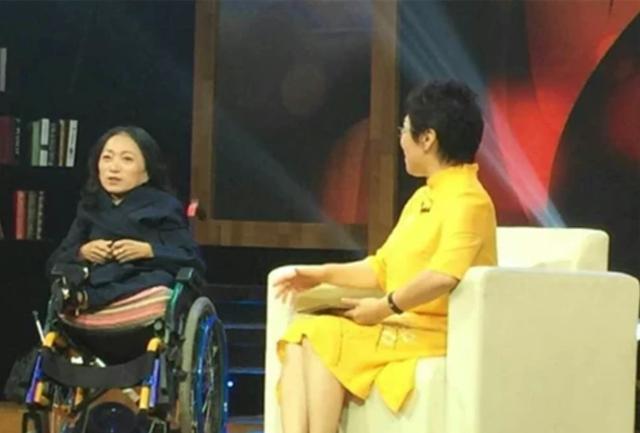 臆说古史|女强人朱晓红：身高仅85厘米，靠人抱着打拼，10年赚下千万身家