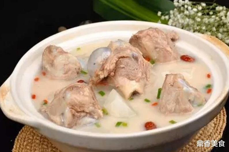 食盐|秋天，这3种汤一周要2次，省钱省事，美味滋补，天冷喝全身暖和