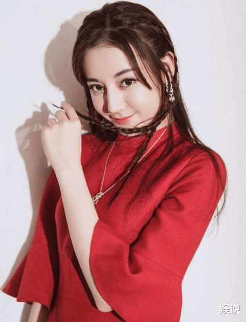 『迪丽热巴』《极挑》刚开播，热巴又一档恋爱综艺官宣？看清对象是谁：举双手支持