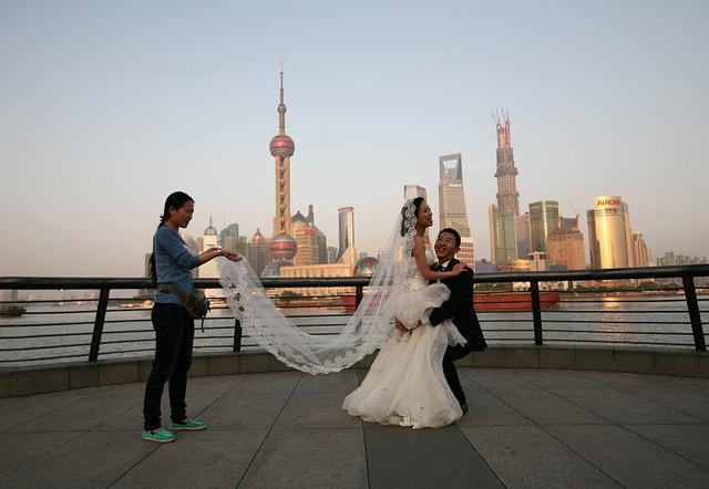 |“我买房，你装修”姑娘的话惹怒男友：离婚什么都不分我，心机女