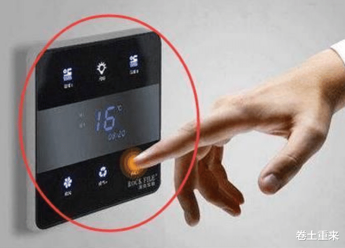 「」房子住久了才发现，这四件家具根本没必要买，不到半年就扔了！