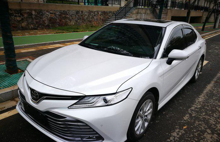 #丰田凯美瑞#先开丰田凯美瑞，再花22万提福特蒙迪欧，车主耿直地说了感受