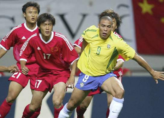 C罗|C罗值得称赞的是精神力，但他的球技，是确实不如这两人