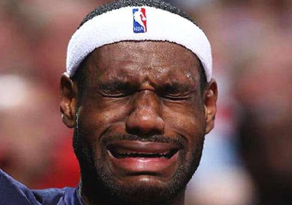 [湖人队]詹姆斯笑不出了！此人不愿做球队“二哥”，执意离开或让湖人梦碎