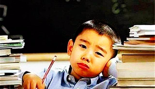 [数学]我前面5人后面10人，一共多少人？学生回答16人，老师却给个大叉