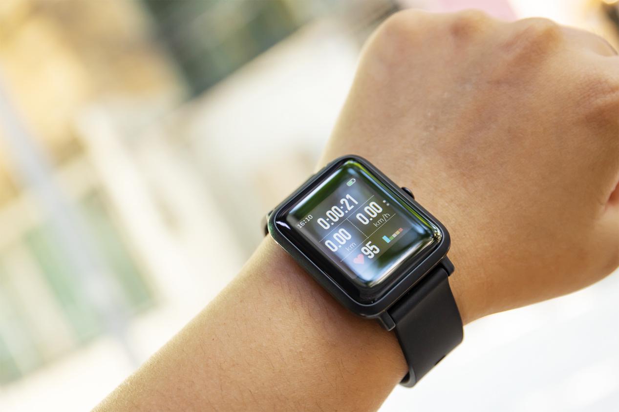 罗永浩▲米动手表青春版1S体验：它颠覆我对智能手表的认知，真划算