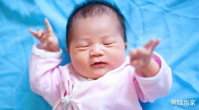 熊娃当家|给儿子取名“王怀”，护士办出生证打错名字，宝妈大喜：不改了