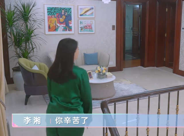 李湘|李湘王岳伦见完医生回家，王导做晚饭，看李湘在干啥？难怪不会瘦