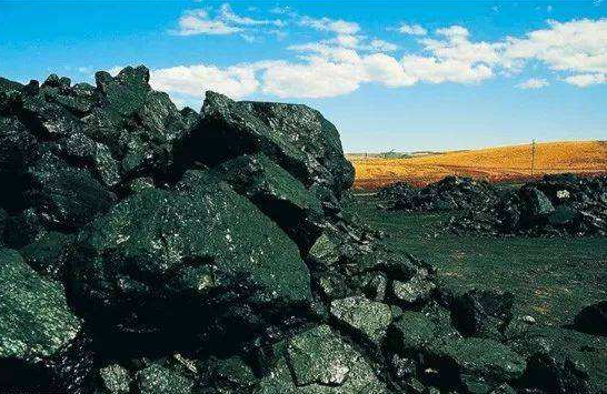 华山|地球危险了？中国华山发现大量的紫云，专家：上天赐予中国的