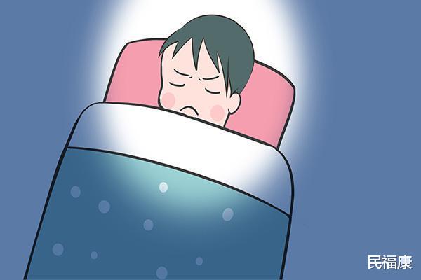 「深蹲」老话说“睡觉不能脚朝西”，是什么意思？若睡了会怎样？