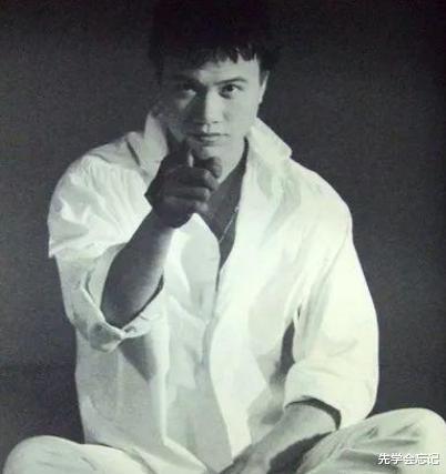 万梓良@“瞒”了观众43年的万梓良，幕后不为人知的一面