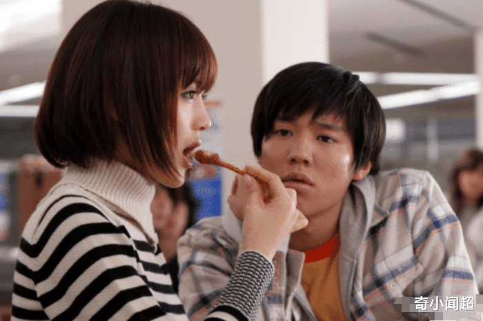 「智能机器人」女性智能机器人明明作为\玩具\，为何受到大家喜爱？有这些优势不红也难