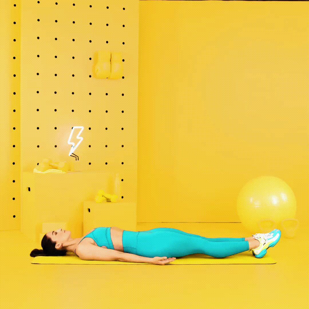 卷腹|强健核心肌群四大组合！将「平板撑、卷腹」等动作加入训练中！