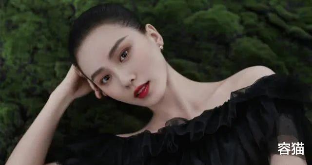 「张子枫」这还是当初因为斜方肌被全网嘲的张子枫么？生图都美的让人咋舌