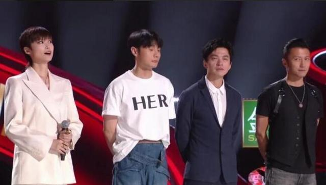 谢霆锋|李宇春问谢霆锋：为何不推荐王菲来《好声音》？谢霆锋回复让人笑翻