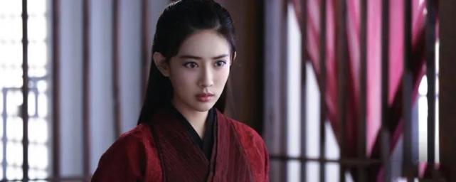 孟子义|撞脸娜扎，模仿baby，被怼网红脸的她还能红吗？