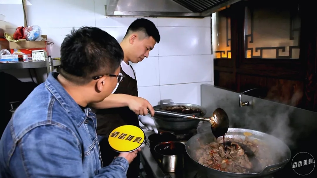 牛肉|一个以地名命名的特色美食，吃起来竟这么豪横
