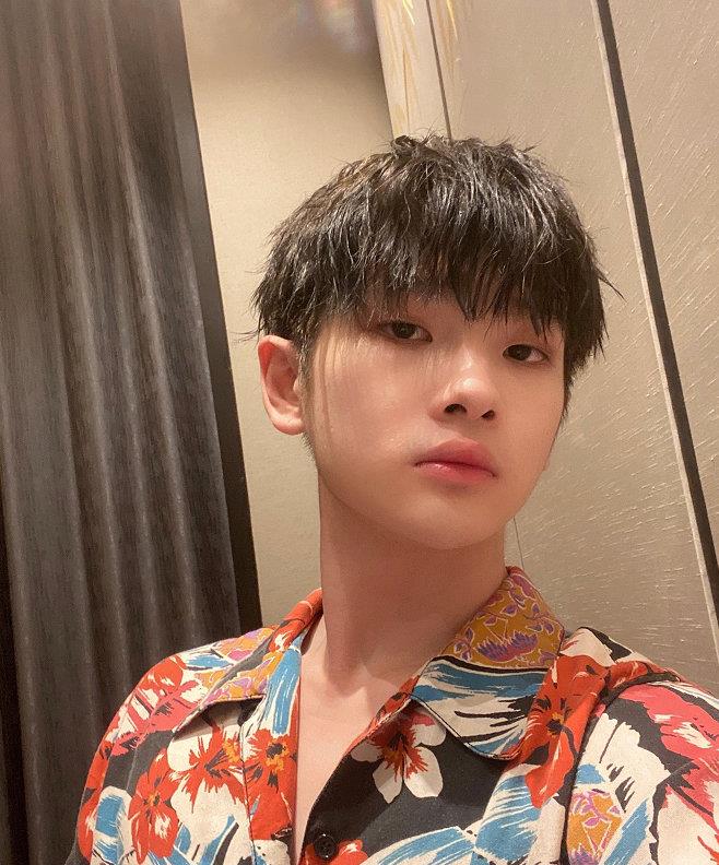 周震南|周震南事情持续发酵,新综艺镜头全被删? 网友:赖二代终被发现