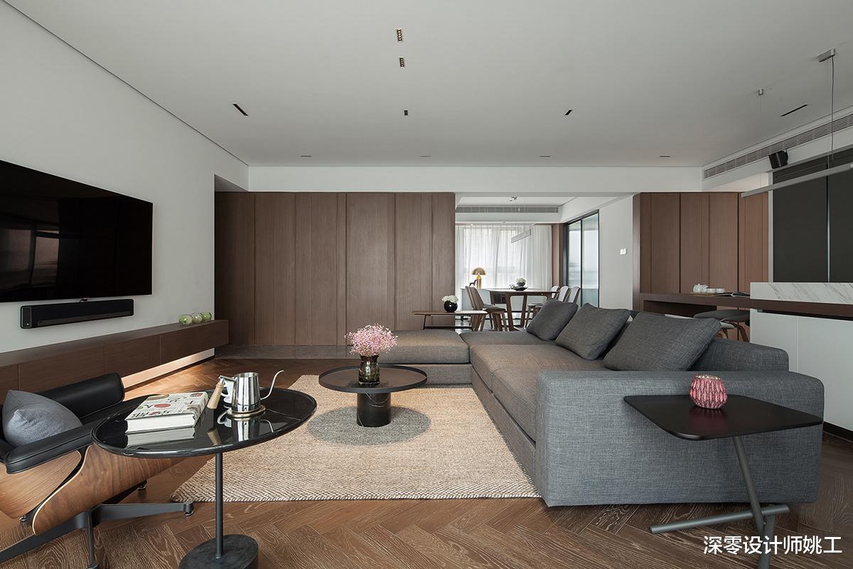 |两兄弟的152平，装修不豪华靠细节取胜，客厅无主灯看着倍高级