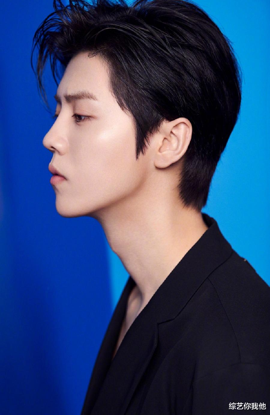 张艺兴：张艺兴太无奈，发新专辑又被鹿晗提前，引粉丝质疑：已不是第一次