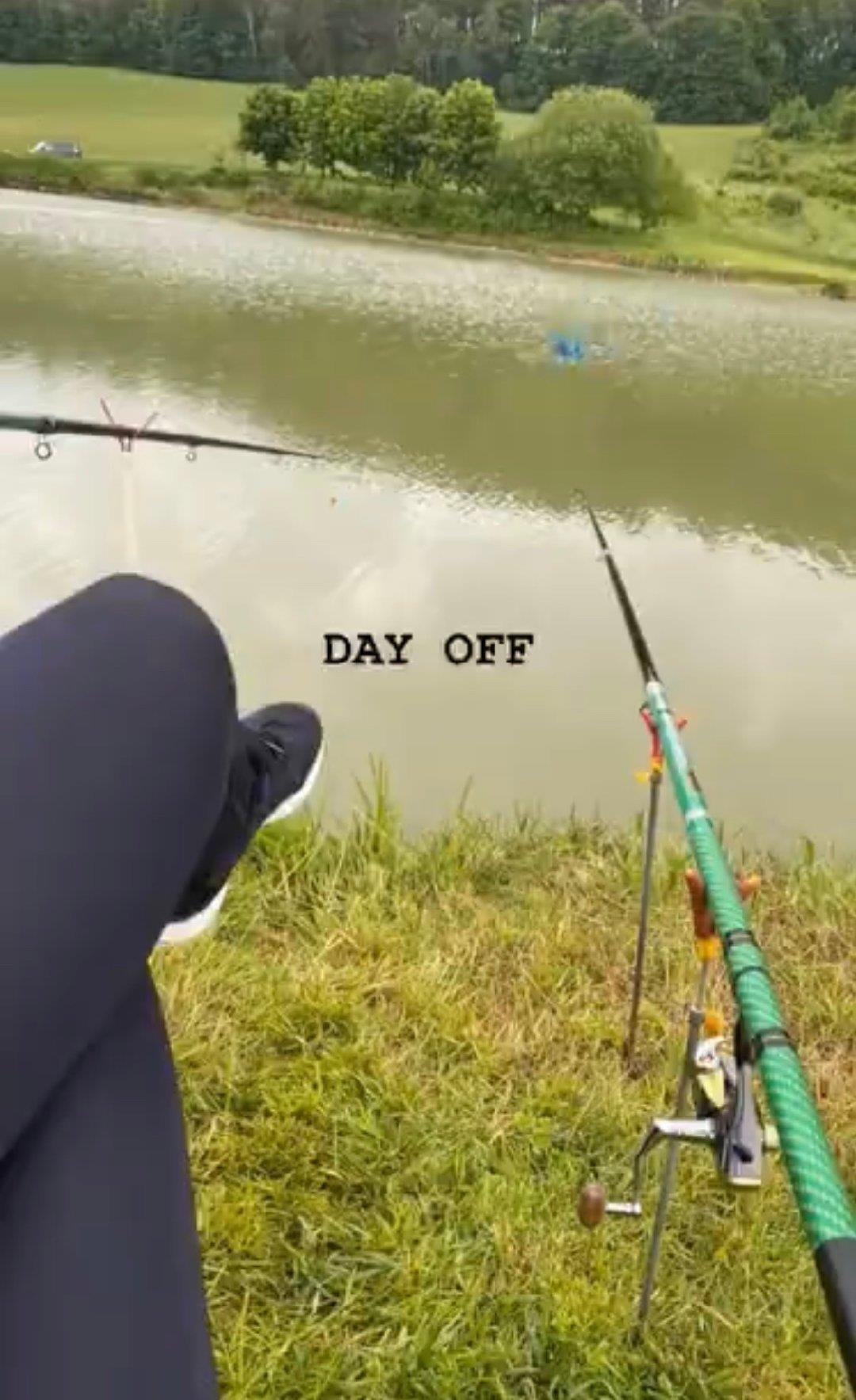 「」网球界的美女选手们都在干嘛？有人春游，有人钓鱼，还有人在带娃