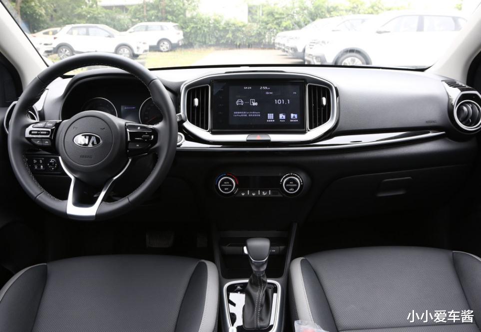 「起亚奕跑」起亚百姓车来了，比帝豪帅气，四缸自吸引擎+国六标准，油耗5.4L